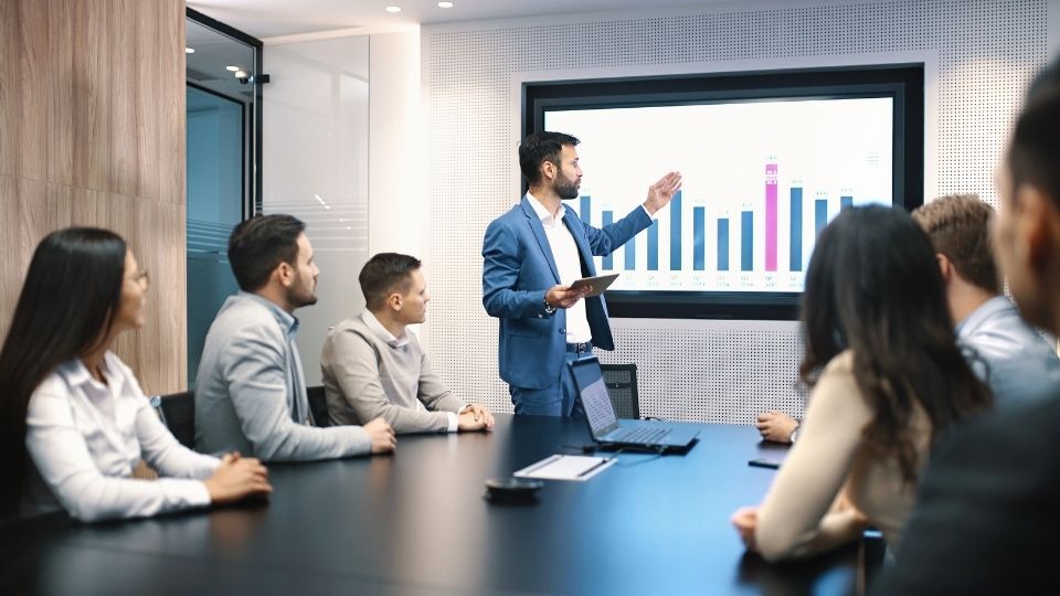 How Fascia Signs Are Elevating Business Identity and Visibility 1 (In the image a meeting can be seen in which it can be seen how fascia signs can improve business visibility by reviewing the records)
How Fascia Signs Improve Business Visibility on the High Street