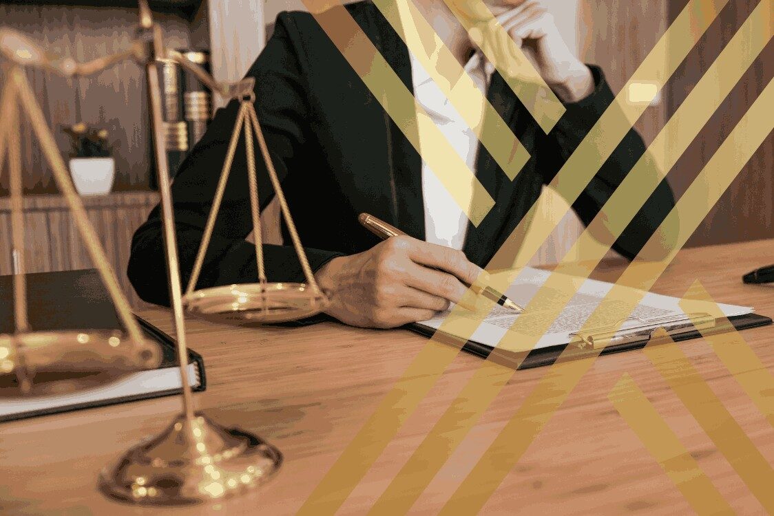 (In this image, solicitor can be seen Resolving a Complex Contract Dispute)