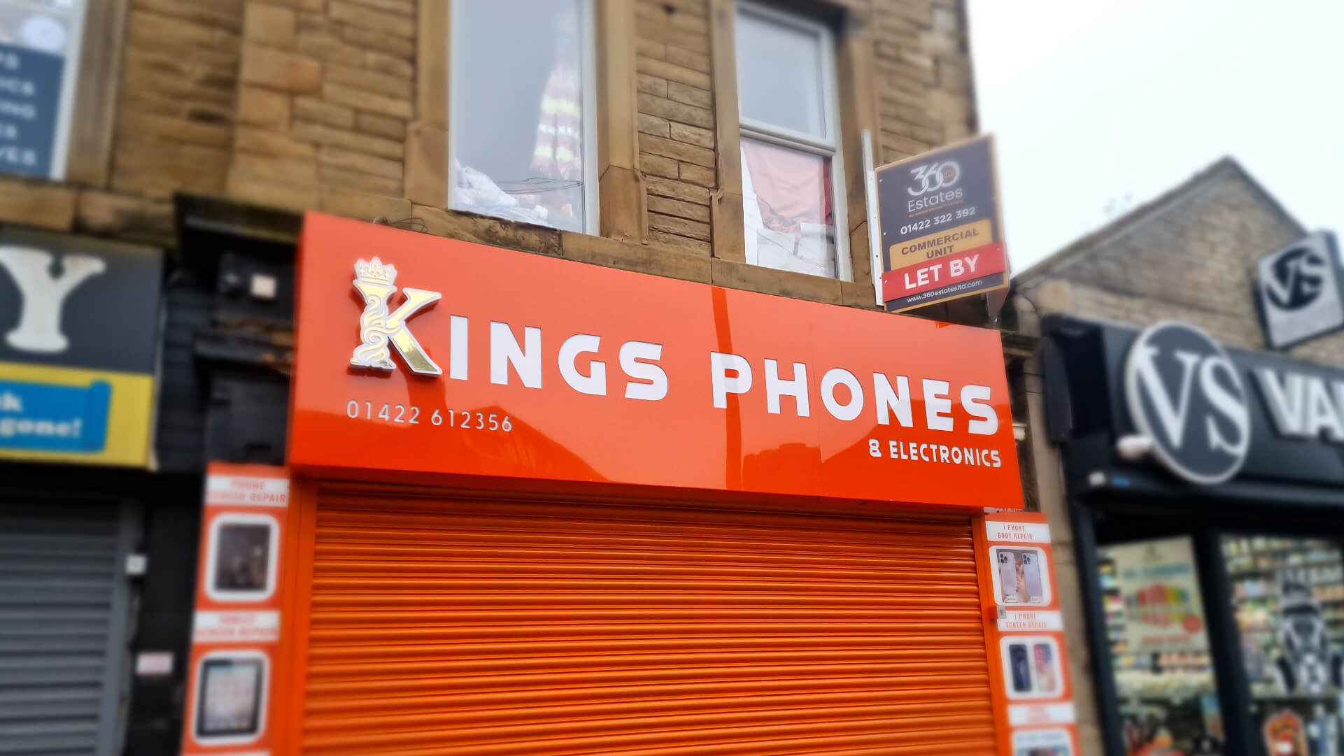 Kings phones Fret Cut Illuminated Tray Signs
